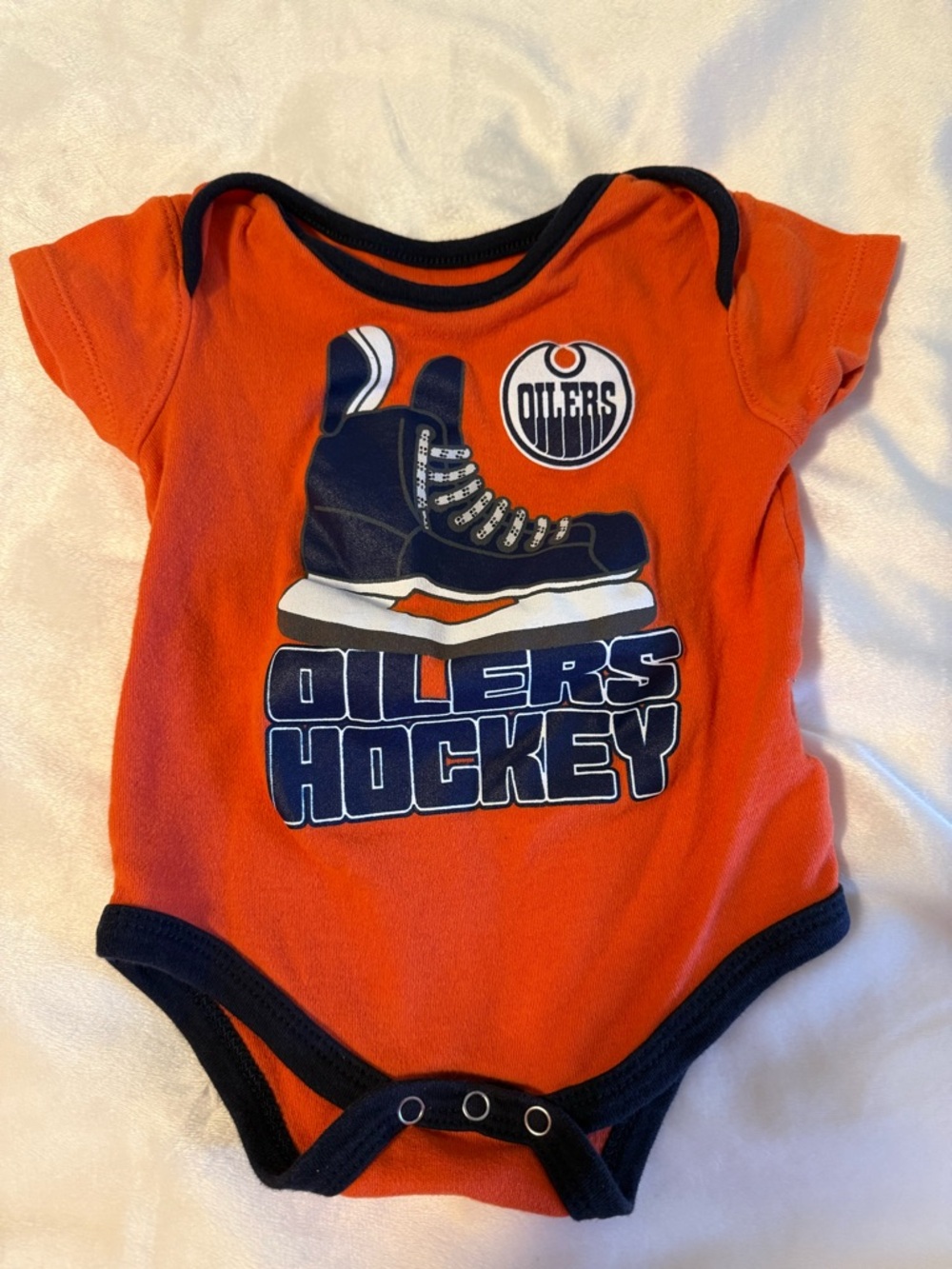 A11🫐2for $20 NHL Orange & Navy Oilers Hockey Baby Bodysuit